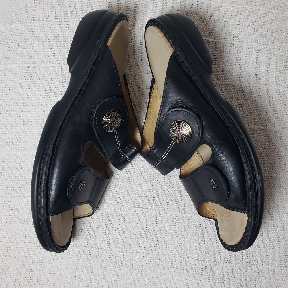 Black Leather Finn Comfort Slide Sandals - Picture 6 of 6